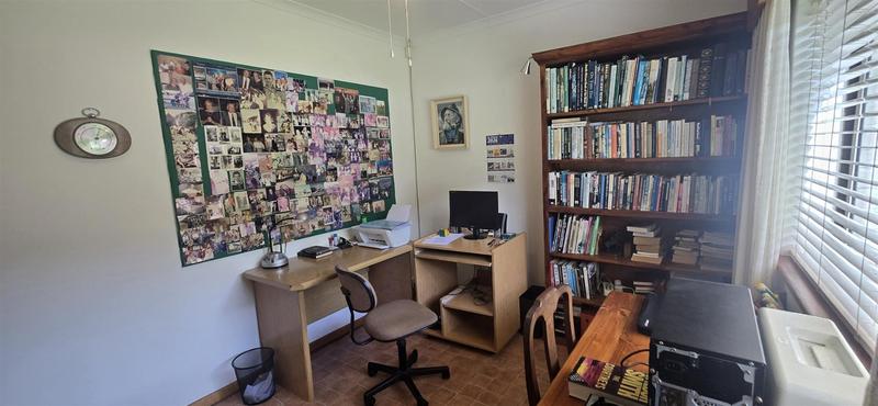 4 Bedroom Property for Sale in Outeniqua Strand Western Cape